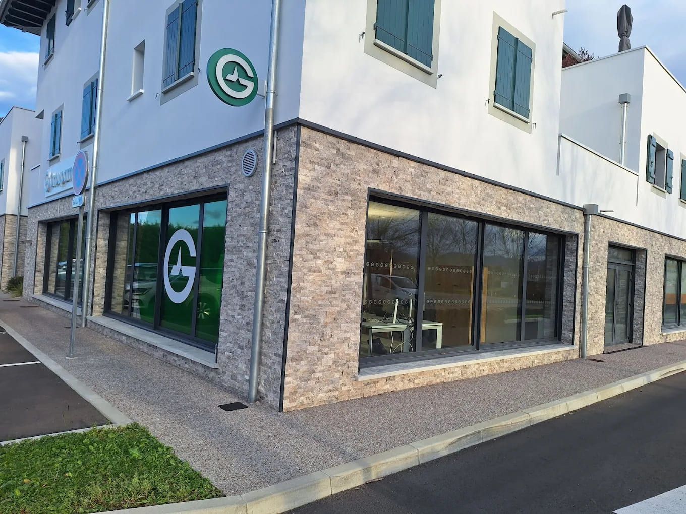 Agence Groupama Uhart Cize